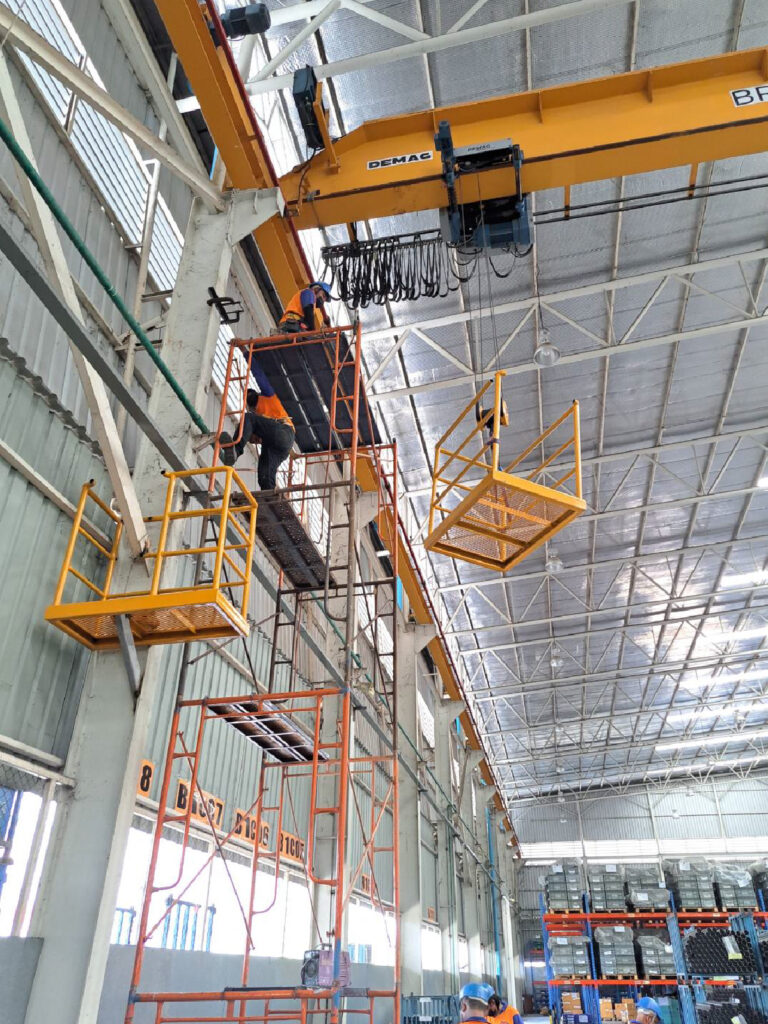 งานติดตั้งบันได Service เครน – บริษัท ออโต้ เม็ททอล นิคมอุตสาหกรรมอมตะนคร